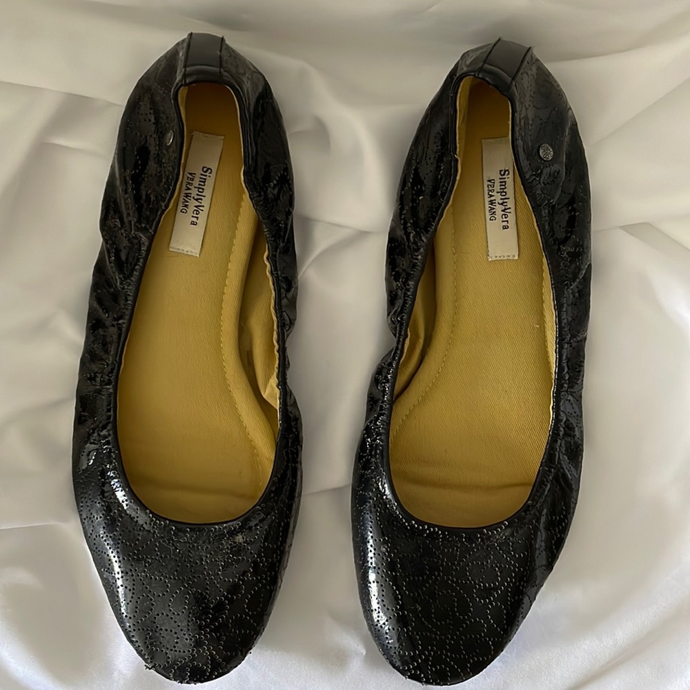 Vera Wang flats